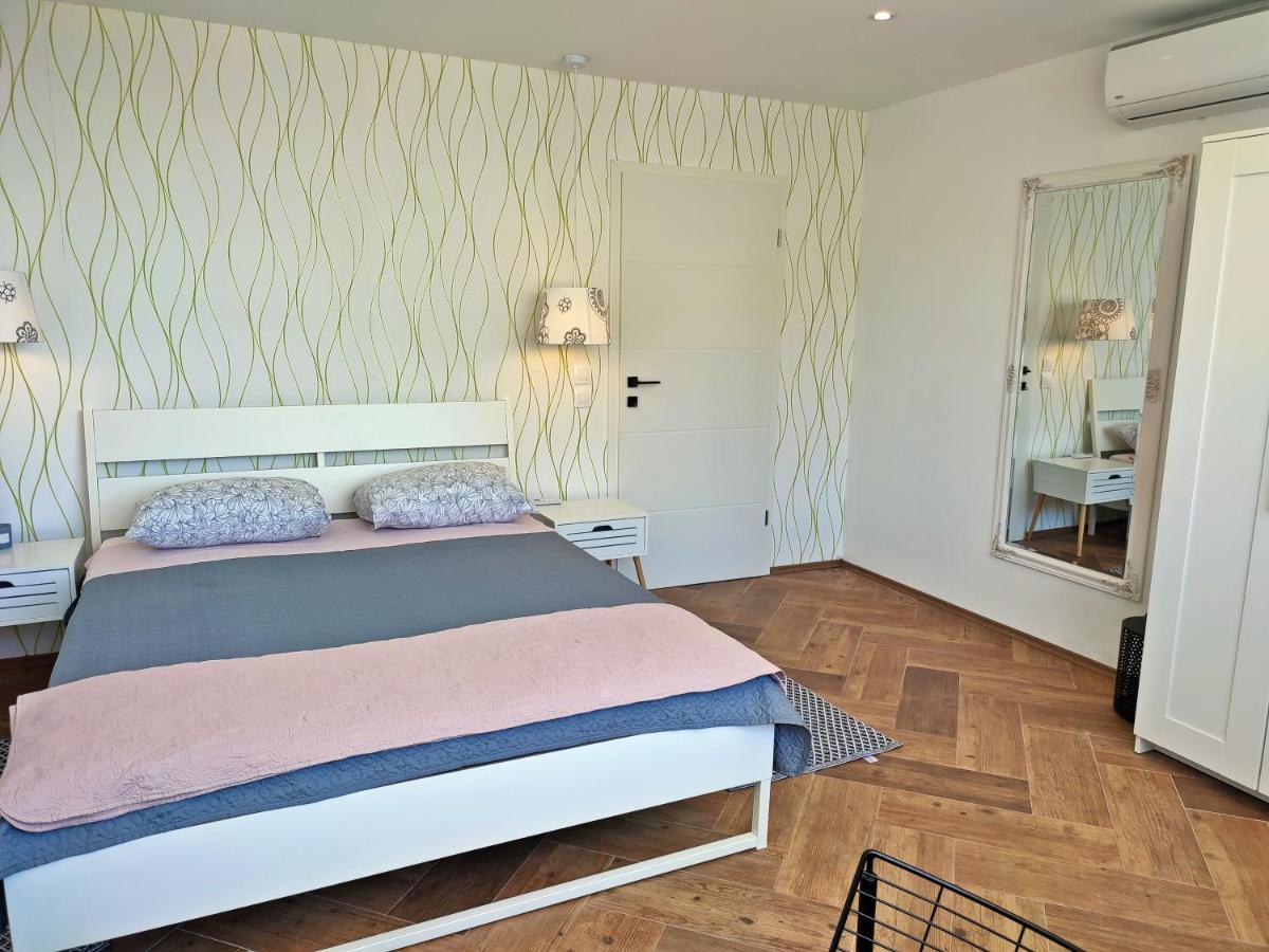 Apartments Gareta Gradac  Eksteriør bilde