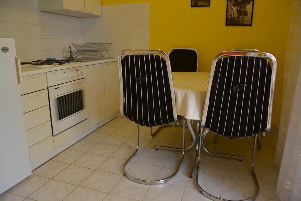 Apartments Gareta Gradac  Rom bilde